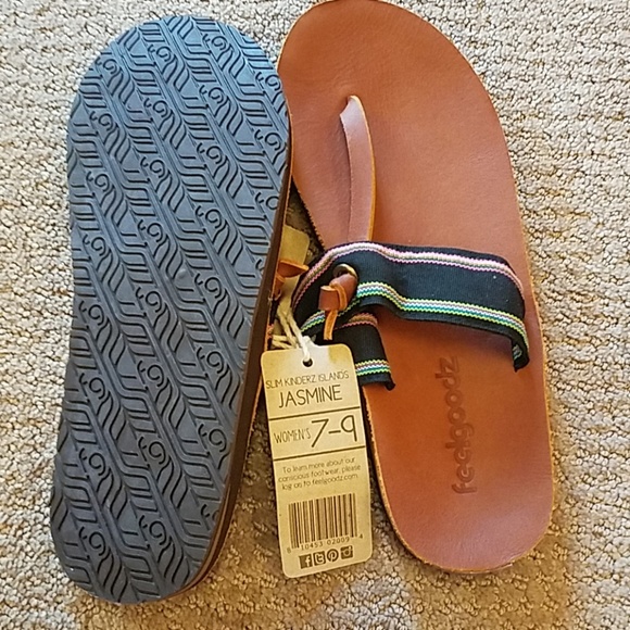 Feelgoodz Slim Kinderz Sandals NWT - Picture 2 of 4